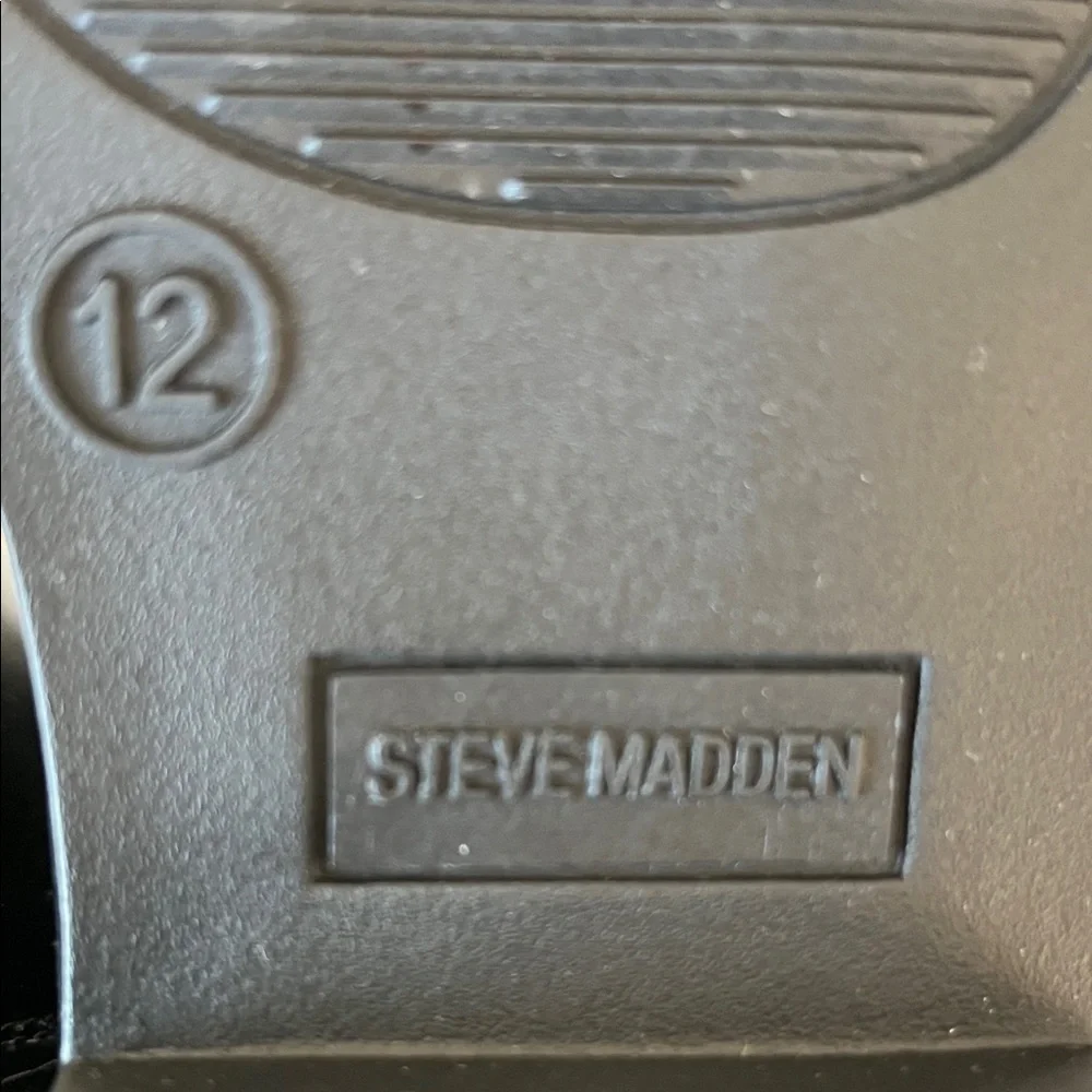 Steve Madden chic black